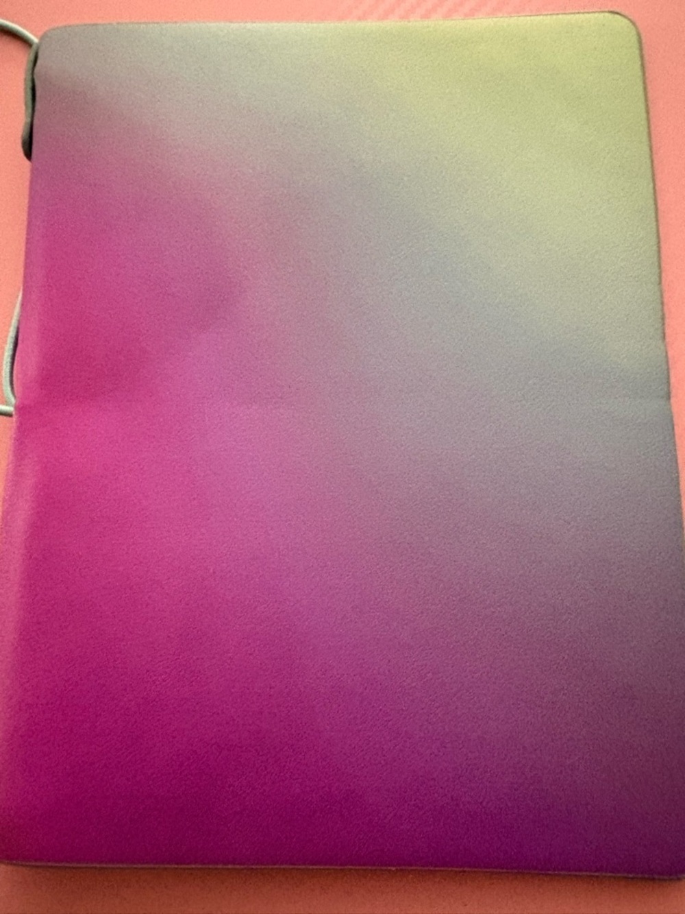 Erin Condren Petite Folio Rainbow - Picture 4 of 6